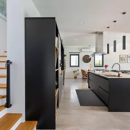 Laurentii Sveti Lovreč Pazenatički