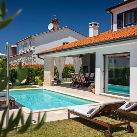 Laurentii Villa Sveti Lovreč Pazenatički