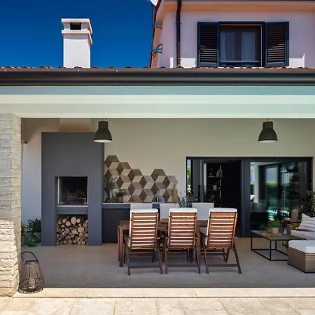 Laurentii Sveti Lovreč Pazenatički